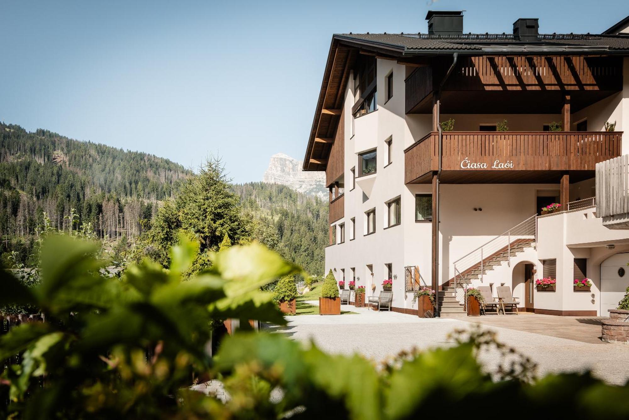 Apartment Ciasa Laoi San Cassiano  Eksteriør bilde